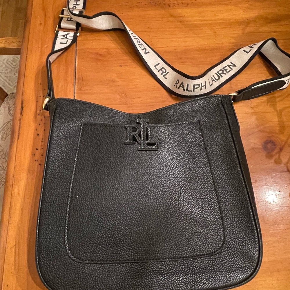 Woman’s Ralph Lauren Cross Body purse